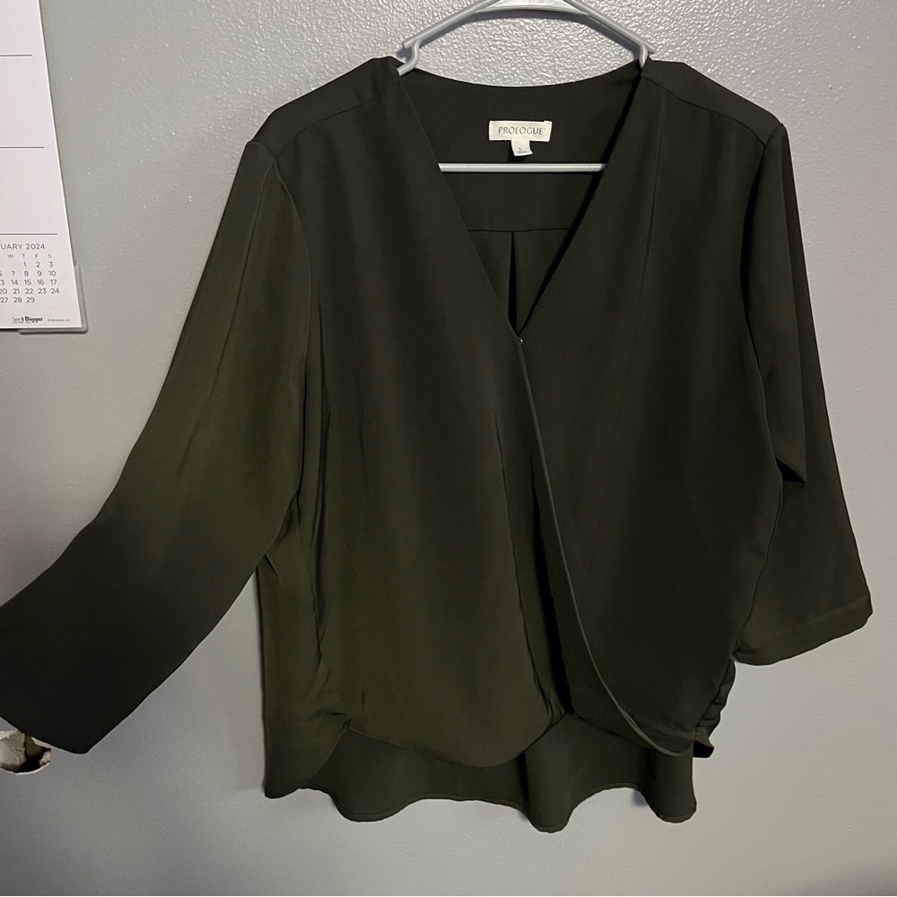 Prologue women’s top size large, green, 3/4 sleeve, button open blouse